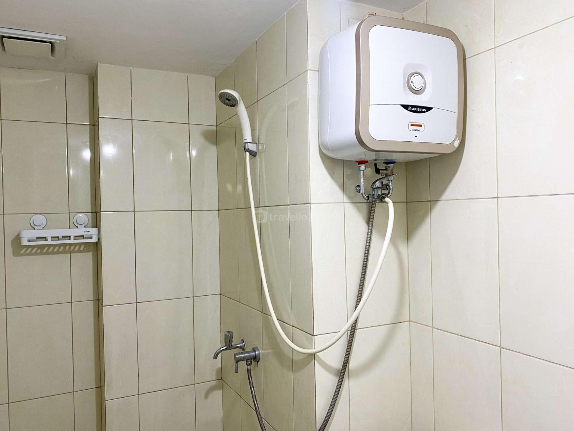 Comfort 2br At Springlake Summarecon By Travelio Apartemen *