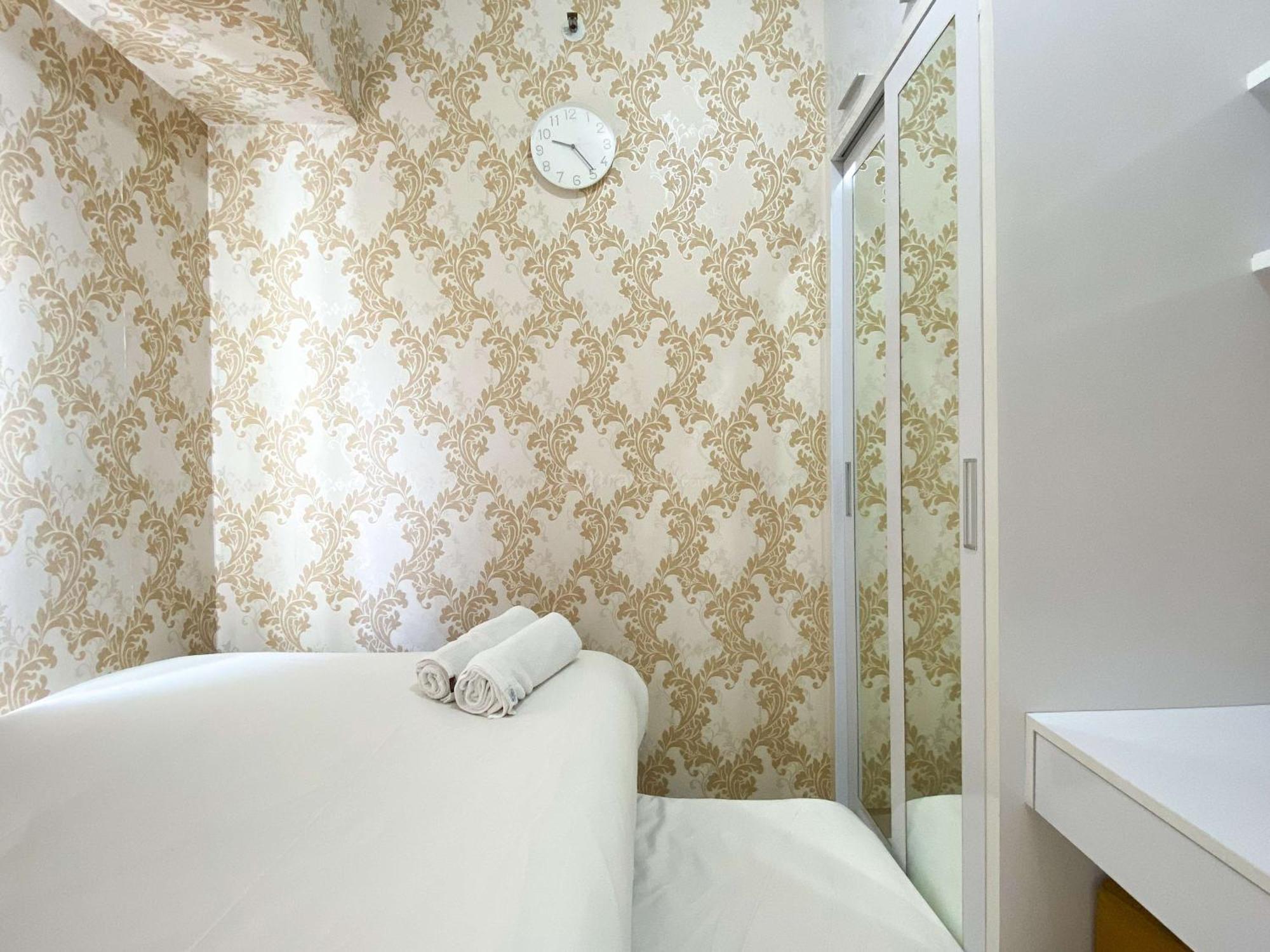 Apartemen Comfort 2br At Springlake Summarecon By Travelio