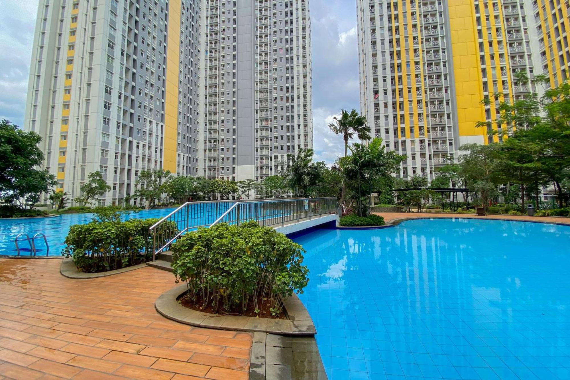 Comfort 2br At Springlake Summarecon By Travelio Apartemen